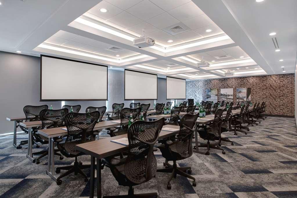 Home2 Suites By Hilton Anderson Downtown 設備 写真